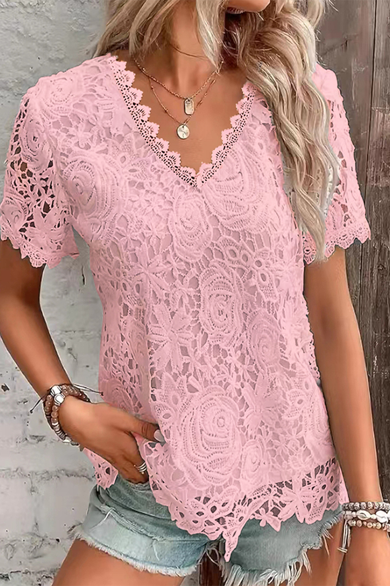 Lilith - Élégante blouse en dentelle florale à col en V