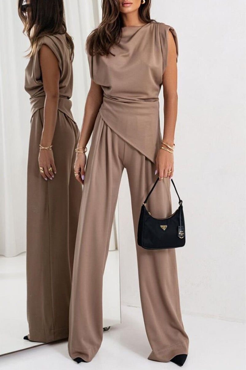 Madeleine - Ensemble élégant blouse sans manches et pantalon plissé