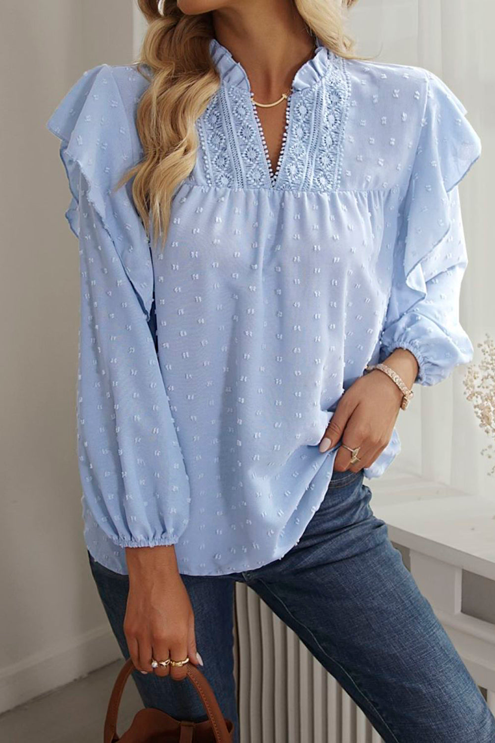Alyana - Élégante blouse à manches longues avec volants et pois suisses
