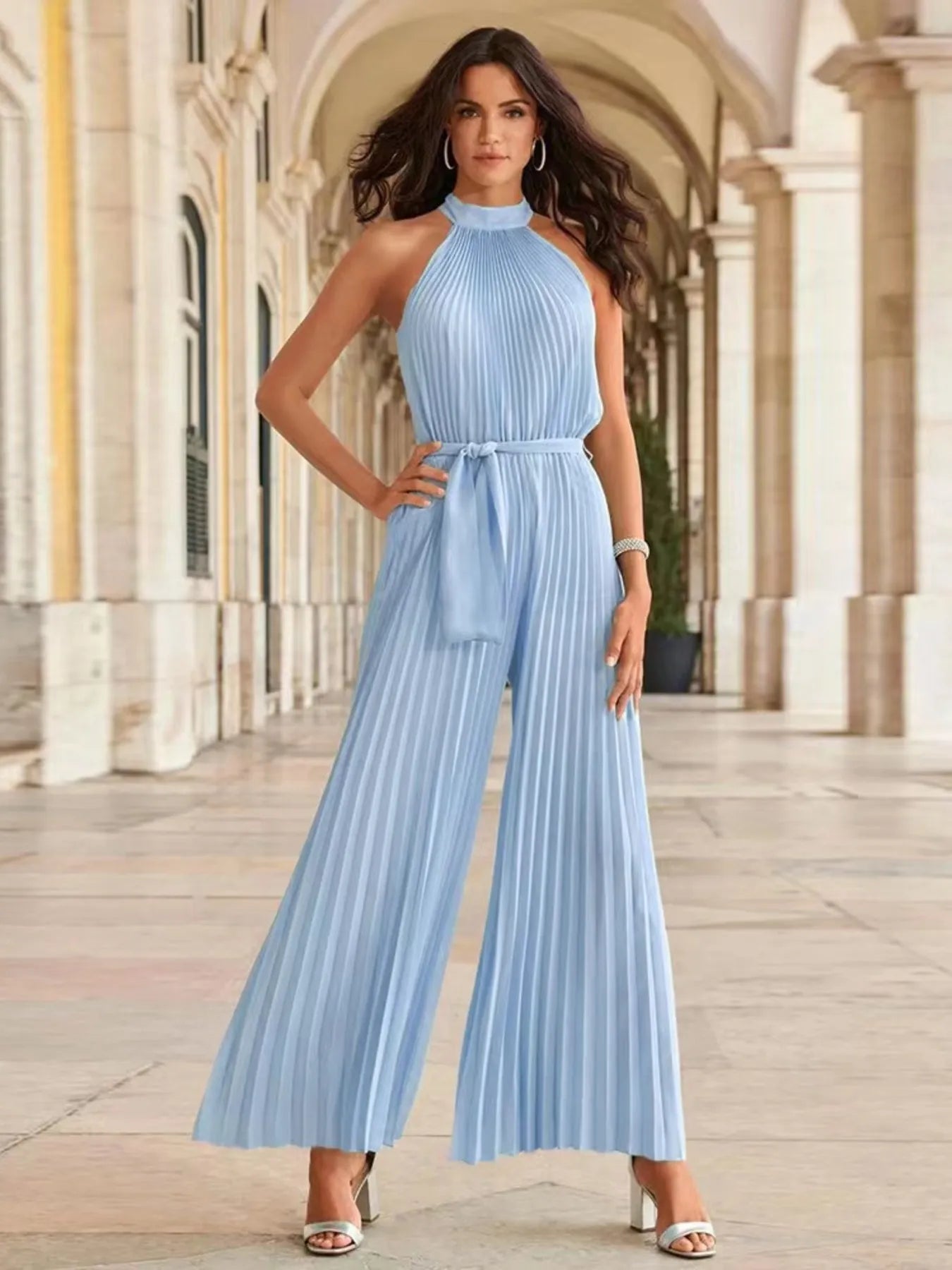 Lyanna - Élégant combi-pantalon plissé sans manches à jambe large