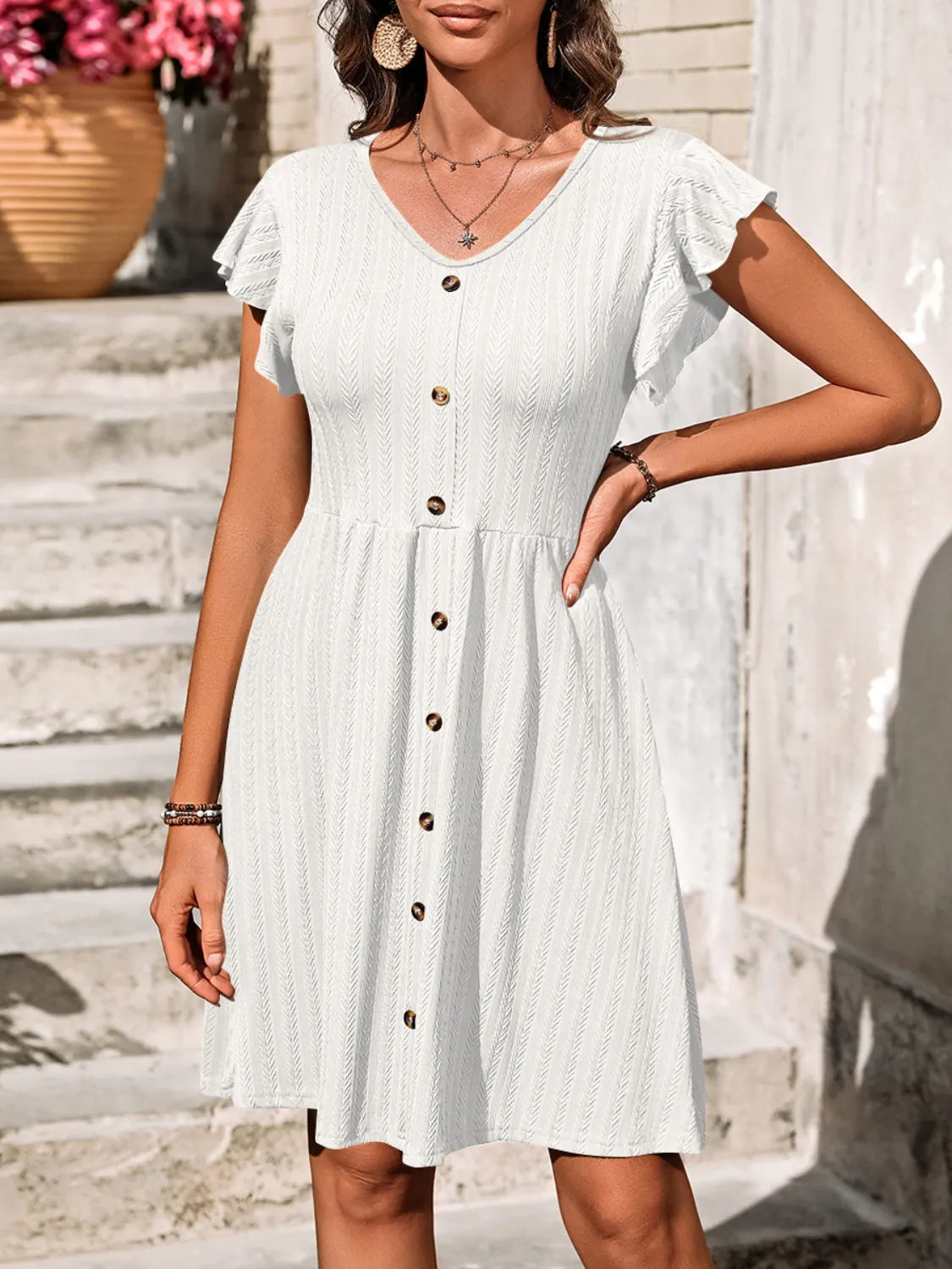 Marina - Robe élégante à manches longues avec volants et col en V boutonné