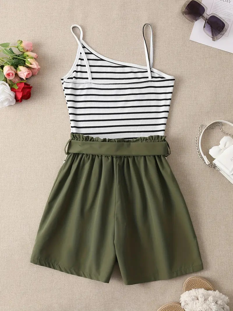 Caldonia - Top rayé à encolure asymétrique et short ceinturé
