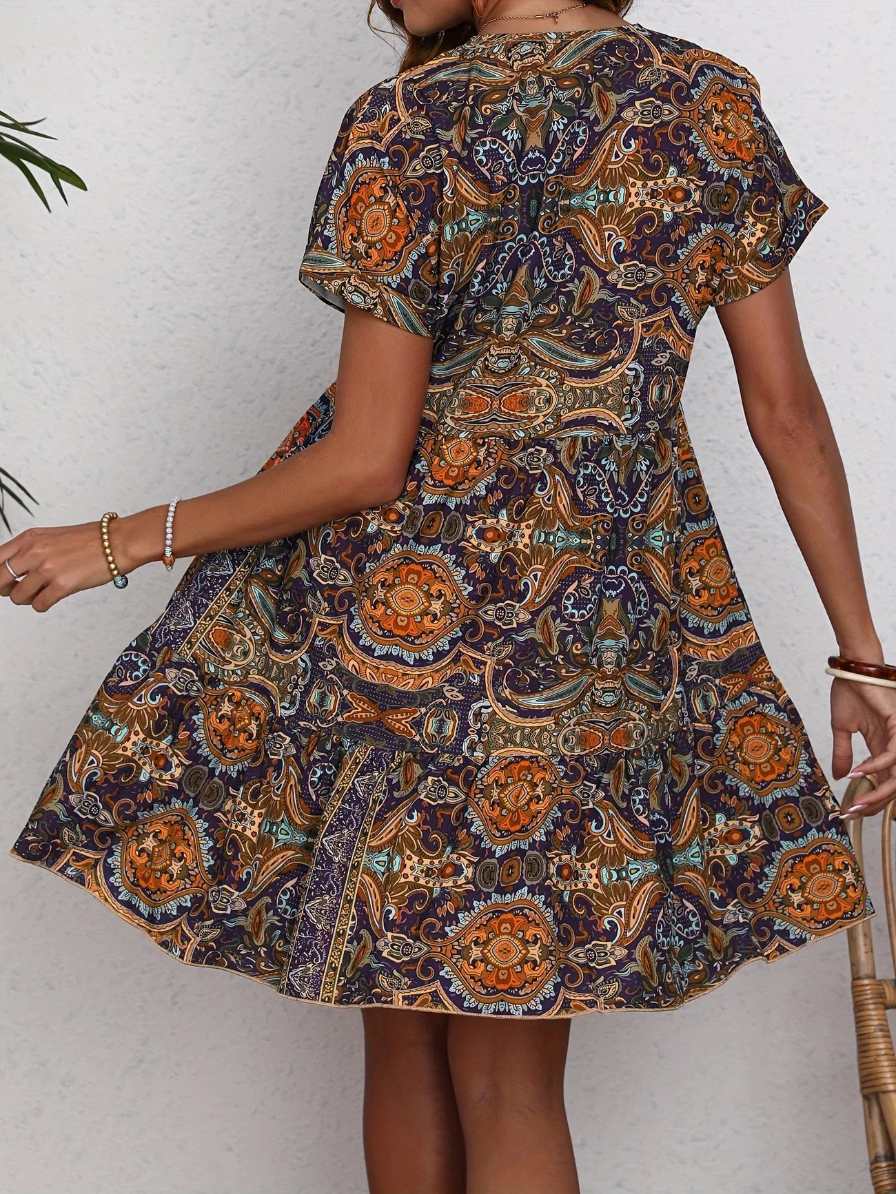 Kimberley - Robe imprimée à manches courtes et col en V