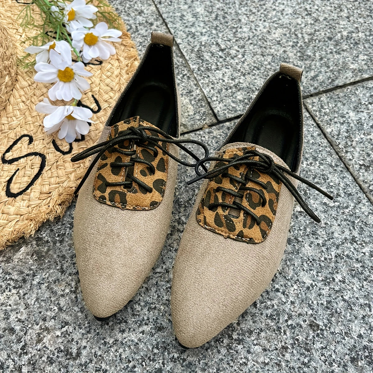 Odelia - Chaussures à bout pointu à imprimé léopard pour femmes