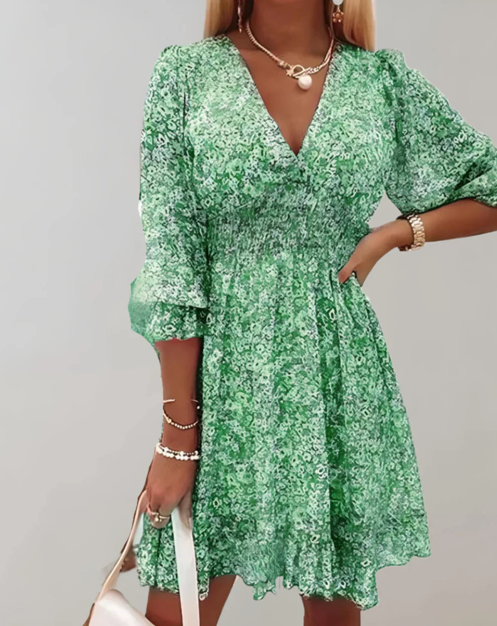 Sarah - Mini-robe fleurie à col en V