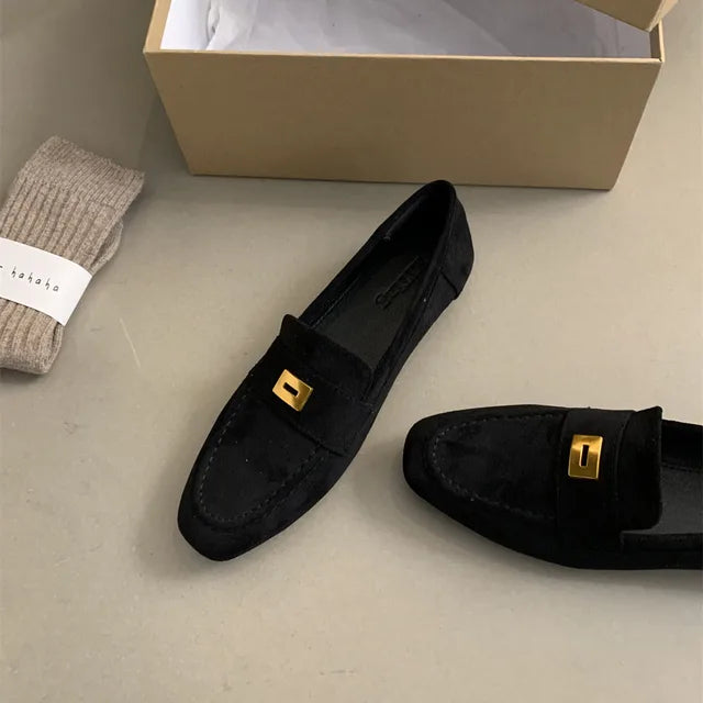 Jade | Des chaussures britanniques en daim léger