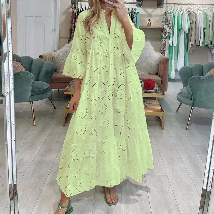 Grace - Robe élégante avec broderie à œillets
