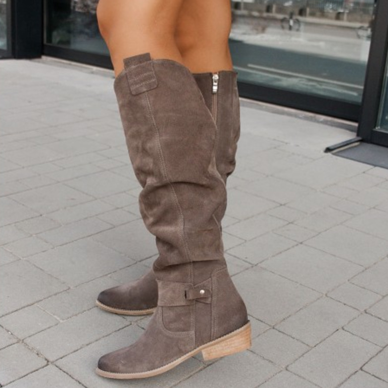 Samara - Des bottes à la mode
