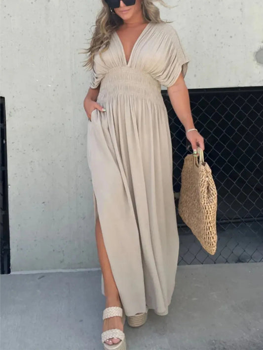Delfina - Élégante robe maxi à décolleté en V et fente latérale