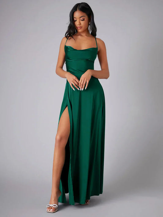Alvaree – Robe longue élégante en satin