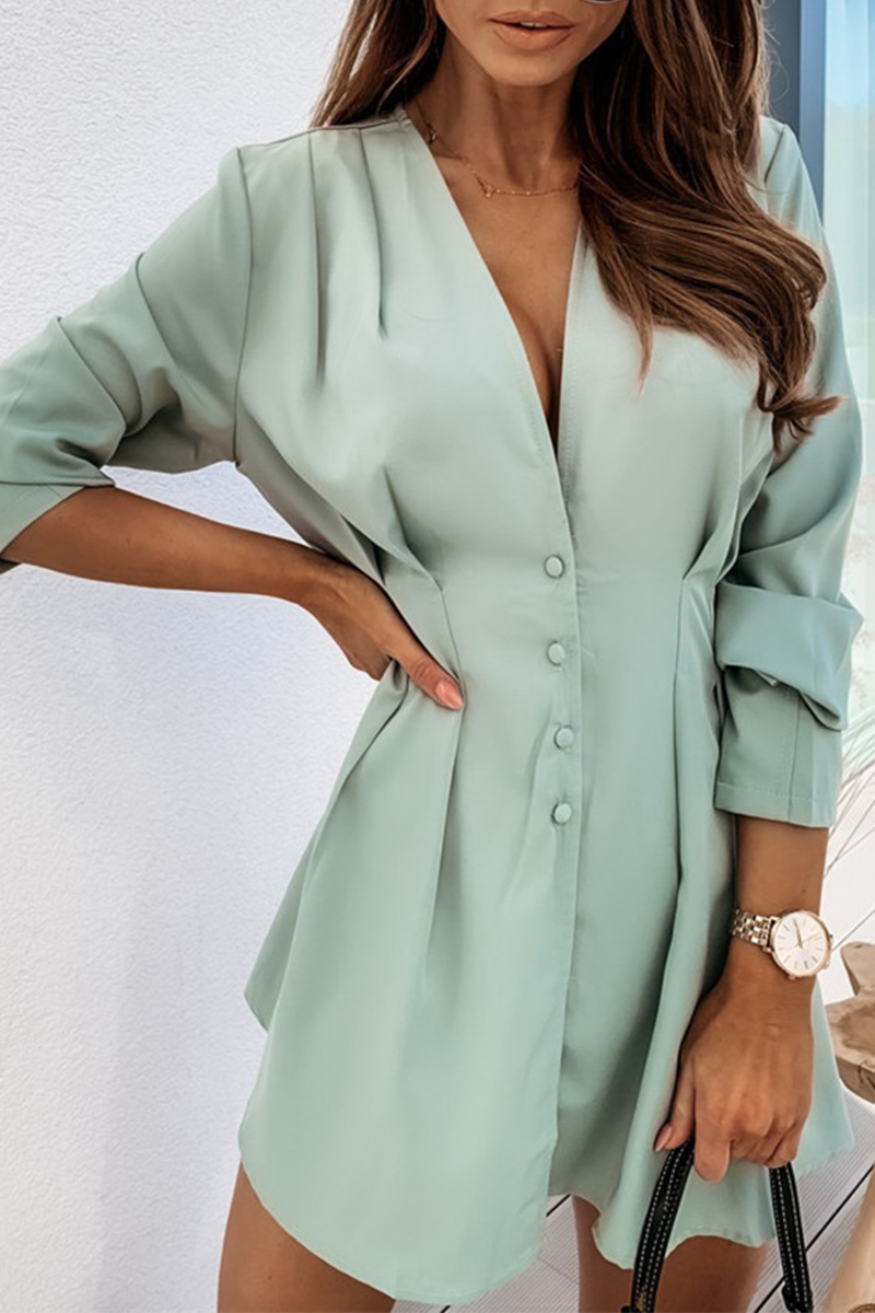 Nanna - Élégante robe courte à manches longues et décolleté en V