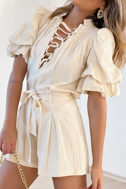 Minda - Élégant combishort à manches volantées et taille haute