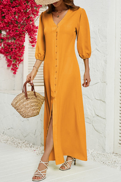 Christine - Élégante robe longue à manches mi-longues, boutons et col en V