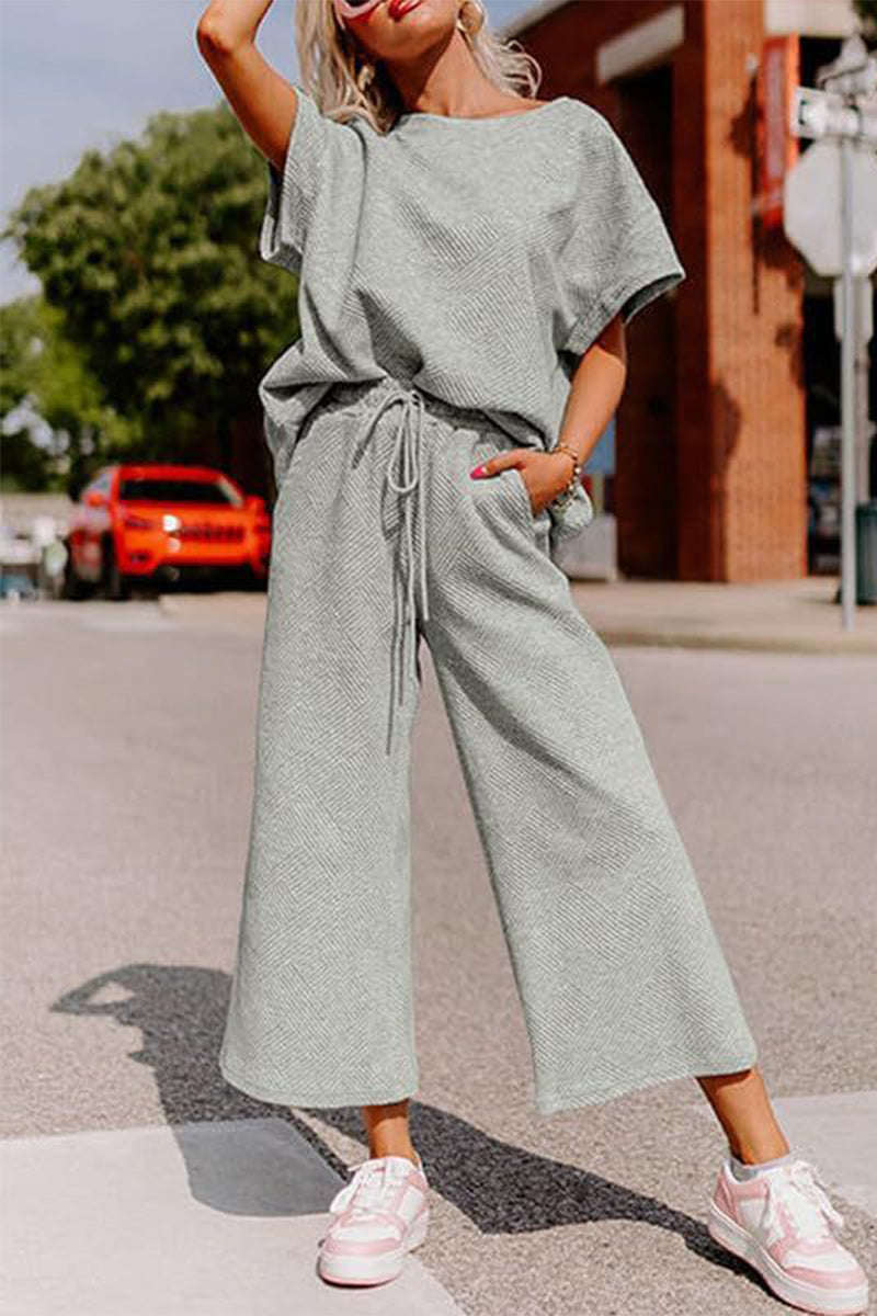 Elena – Ensemble casual t-shirt ample et pantalon large