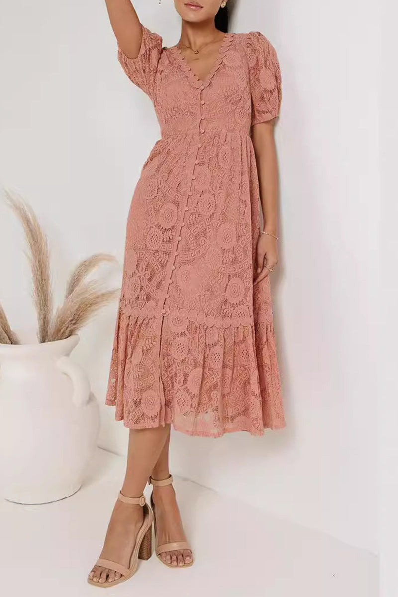 Erin - Élégante robe en dentelle à manches courtes avec décolleté en V