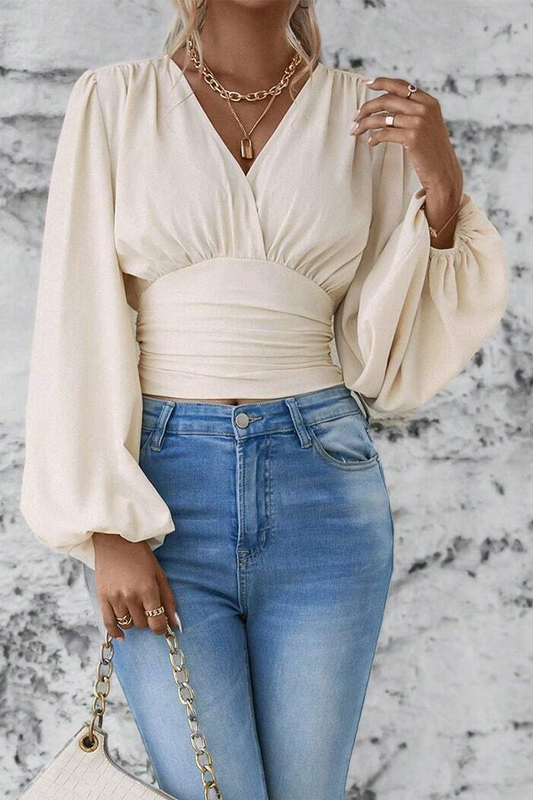 Emmie - Blouse stylée avec col en V et manches longues évasées