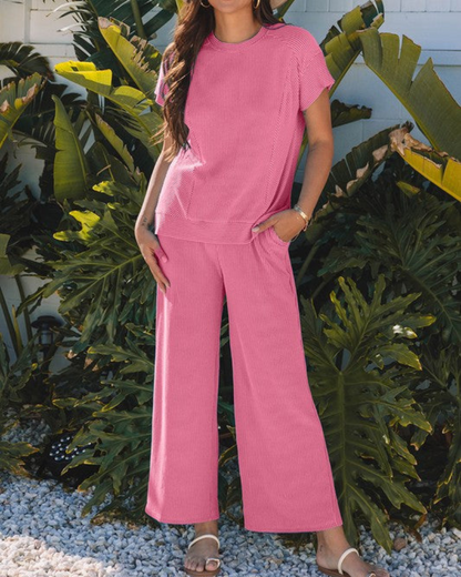 Melisa - Ensemble élégant en maille côtelée avec t-shirt à manches courtes et pantalon large