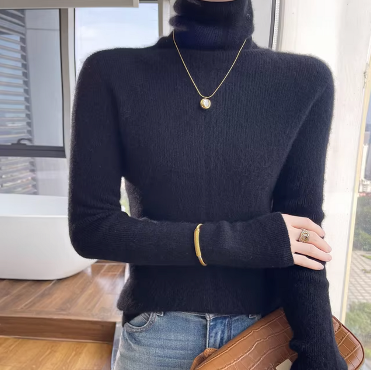 Athena – Pull col roulé en laine et cachemire