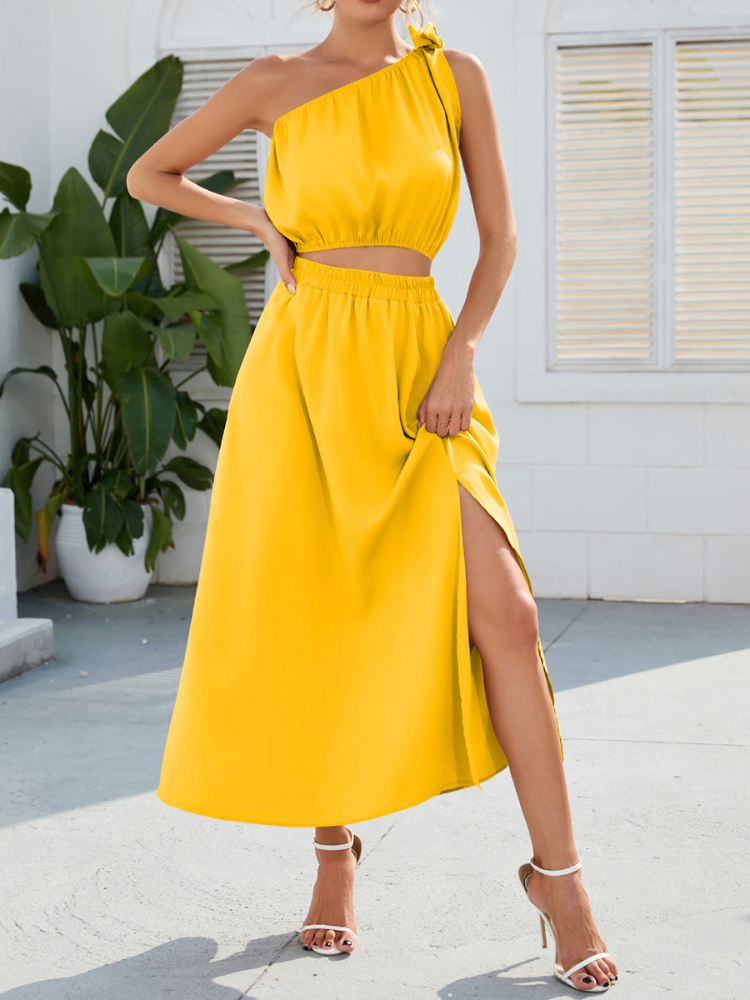Zinnia - Ensemble élégant crop top à épaule froncée et jupe fendue