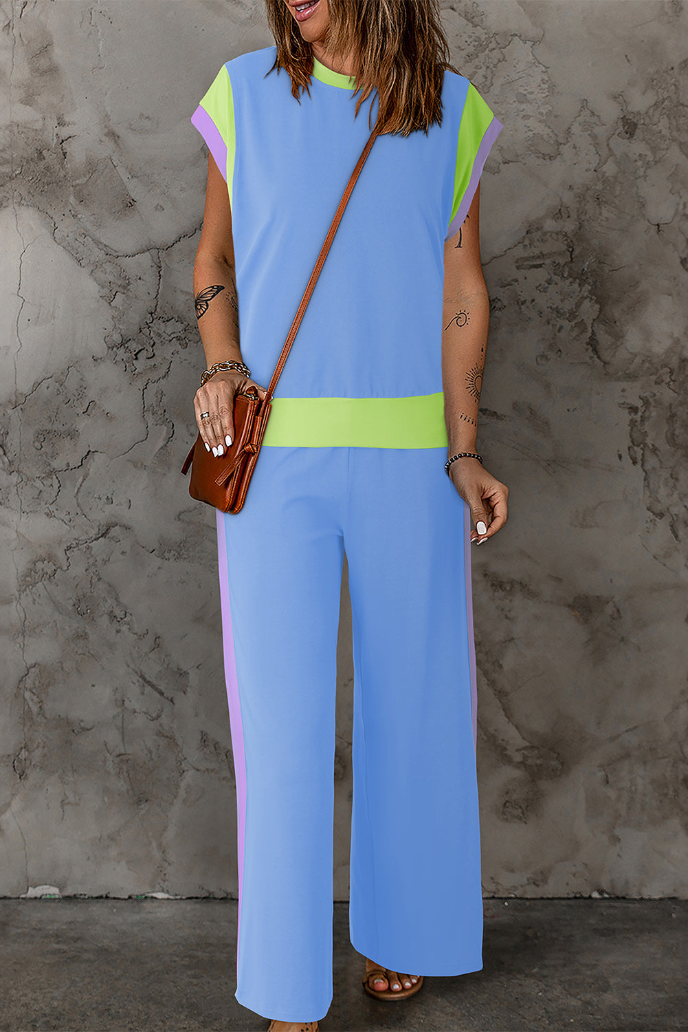 Krissy - Ensemble élégant top et pantalon ample avec col rond contrasté