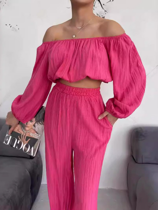 Elsa - Ensemble élégant avec crop top à épaules dénudées et pantalon large taille haute