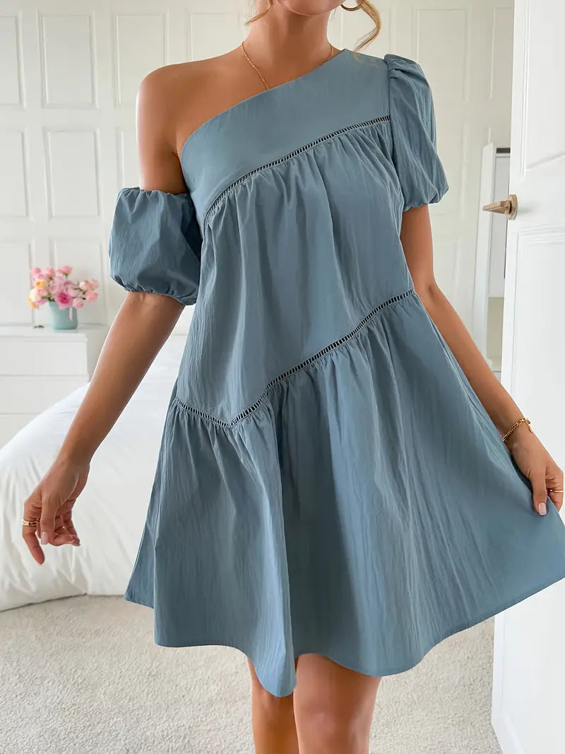Cressida - Robe élégante asymétrique à volants et manches courtes pour femme