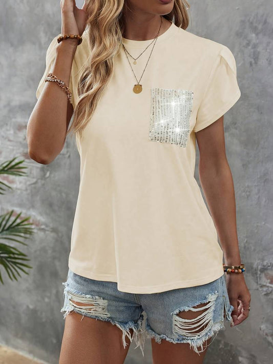 Shane - Top chic à manches pétale et poche à sequins