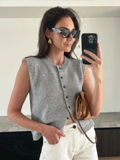 Laverne - Top en maille sans manches avec patte de boutonnage