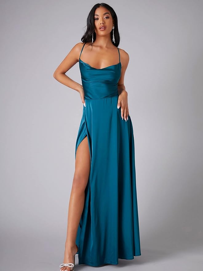 Helen - Robe en satin avec fente haute