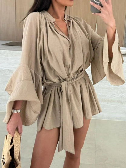 Alice - Robe mini à manches longues avec taille ceinturée