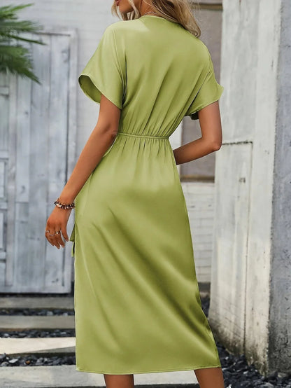 Isoliera - Robe portefeuille élégante avec col en V