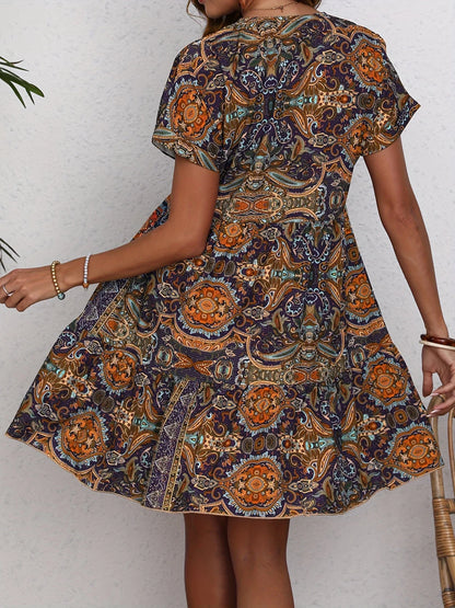 Kimberley - Robe imprimée à manches courtes et col en V