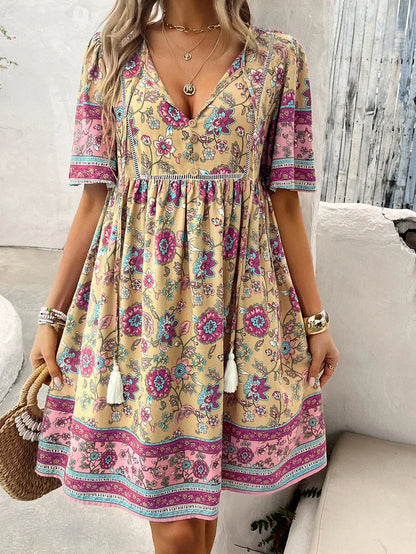 Albina - Robe col V manches courtes