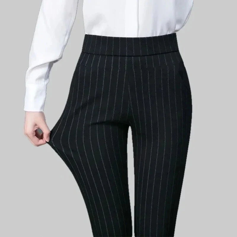 Mildred - Pantalon stretch rayé pour femme
