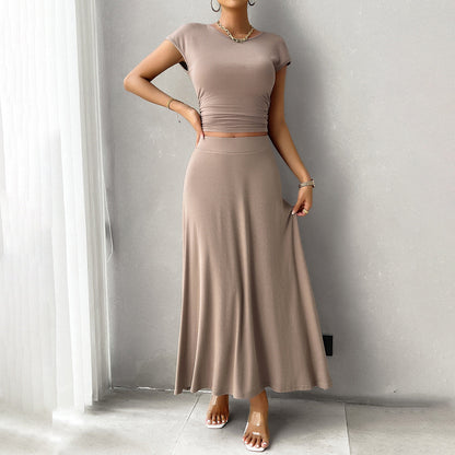 Chiara - Ensemble élégant avec crop top ajusté à taille froncée et jupe fluide