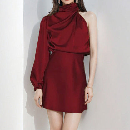 Janessa - Robe mini élégante et stylée asymétrique à une épaule et manche longue