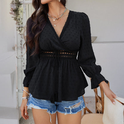 Alessia - Blouse élégante à col en V avec manches bouffantes et bordure en dentelle à la taille
