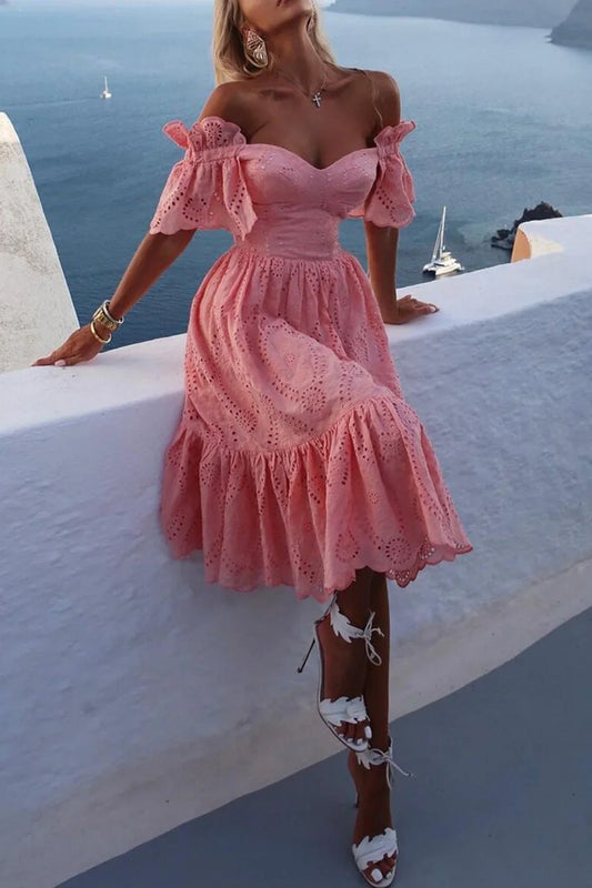 Alice - Robe à volants ajourée à épaules dénudées