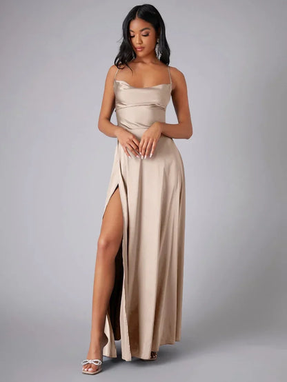 Alvaree – Robe longue élégante en satin