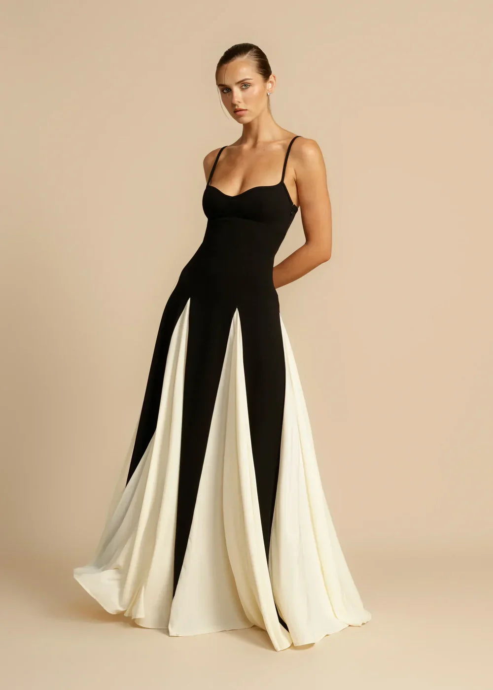 Marina - Robe Maxi Fit and Flare à bretelles pour femmes