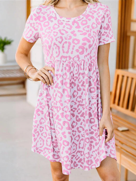 Theresa - Robe mini casual à manches courtes et imprimé léopard