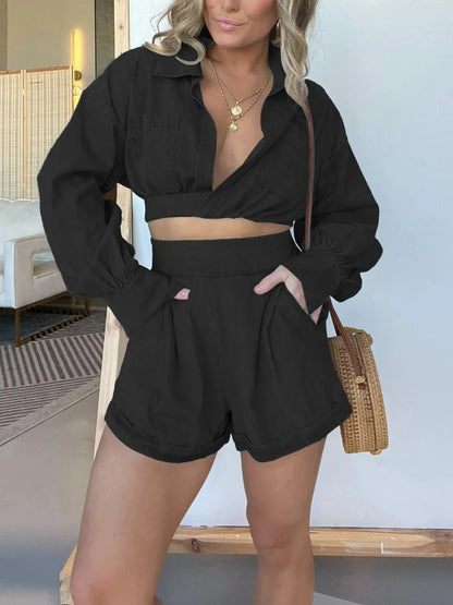 Nyla - Ensemble élégant en jean avec crop top à manches longues et short
