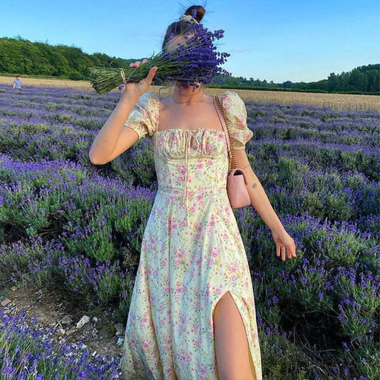 Aurelie - Robe fleurie féminine à manches bouffantes