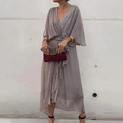 Amanda - Robe élégante à col en V